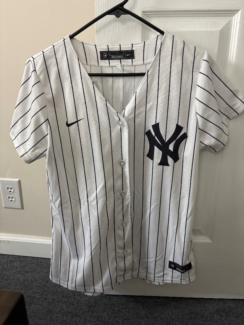Authentic Yankees Jersey - Picture 1 of 2